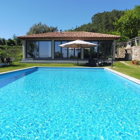 The Pool House Vila Longos Exterior foto